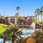 Red Rox Resort-Style Pool & Hot Tub