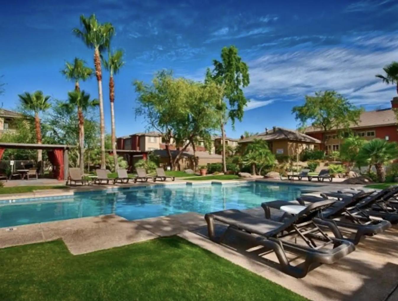 Red Rox Resort-style Pool & Hot Tub Apartemen Phoenix